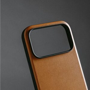 Nomad Modern Leather dėklas, english tan - Apple iPhone 17 Pro Max - Image 17