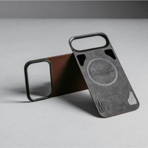 Nomad Magnetic Leather Back, juodos spalvos (Horween), Magsafe - Apple iPhone 17 Pro Max - Image 13