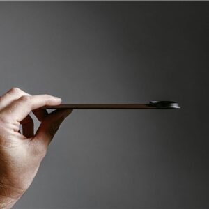 Nomad Magnetic Leather Back, rustic rudos spalvos (Horween), Magsafe - Apple iPhone 17 Pro - Image 9