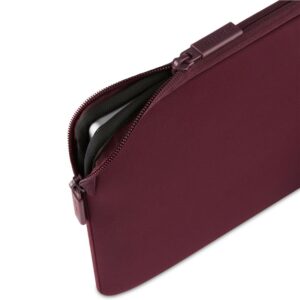 Pipetto Classic Fit dėklas, burgundy - Apple MacBook 13/14 - Image 10