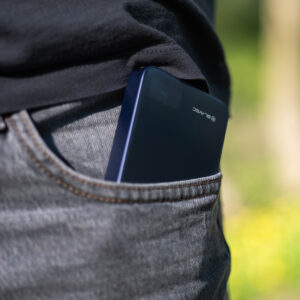 Blavec Power Bank 10000mAh BJ-04 Slim 13,5mm - Type C - 22,5W magnetic Magsafe 3 in 1 (PBBJ04-MC10N) mėlynos spalvos glass - Image 6