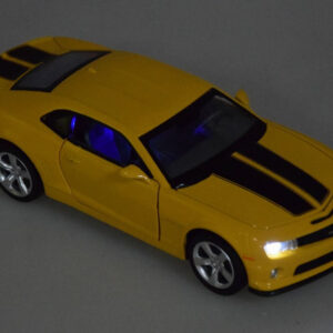 Chevrolet Camaro SS 1:32 šviesos ir garso efektai ZA3146 - Image 3