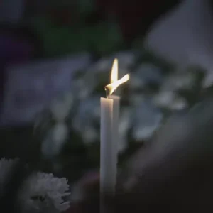 Balta kūgio žvakė - rinkinyje 40 vnt. - Image 3