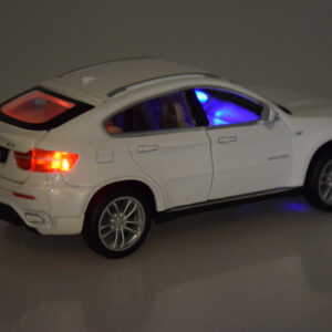 Metalinis automobilio BMW X6 modelis, mastelis 1:32, baltas visureigis, su šviesos ir garso efektais ZA4606 - Image 6