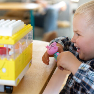 Konstruktorius Peppa Pig kemperis su tėčiu, 52 detalės. ZA4903 - Image 6