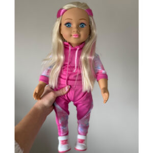 Didelė sportiška lėlė 48cm su sportiniu kostiumu + įmontuota melodija ir minkštas kūnas ZA5844 - Image 4
