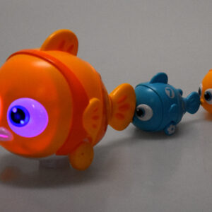 Interaktyvus žaislų rinkinys FISH FAMILY + meškerė ir magnetinė žvejyba ZA6016 - Image 8