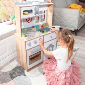 Medinė žaislinė virtuvėlė vaikams su papildomais priedais, ECOTOYS - Image 3
