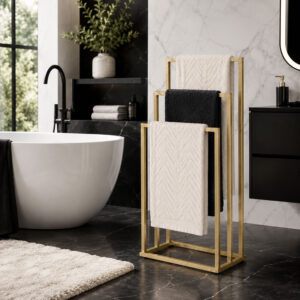 Laisvai pastatomas metalinis rankšluosčių stovas su 3 laikikliais, auksinis, ModernHome - Image 3