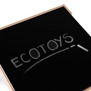 Vaikiškų baldų komplektas – stalas + 2 kėdės su kreidine lenta ECOTOYS - Image 5