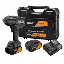 DEWALT SMŪGINIS VERŽLIASUKIS 1/2" 18V DCF99MP2T 1396Nm 2x5,0Ah MCLAREN