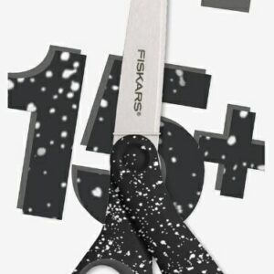 FISKARS ŽIRKLĖS PAAUGLIAMS 20cm JUODOS SU BALTAIS TAŠKELIAIS