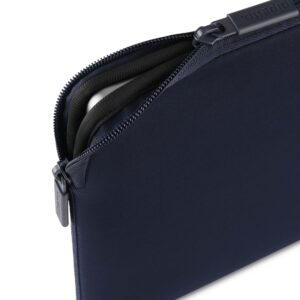 Pipetto Classic Fit Sleeve, dark blue - Apple MacBook Neo 13 (A18 Pro) - Image 3