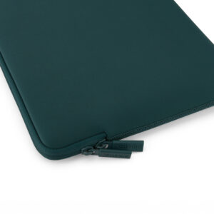 Pipetto Classic Fit Sleeve, dark teal - Apple MacBook Neo 13 (A18 Pro) - Image 8
