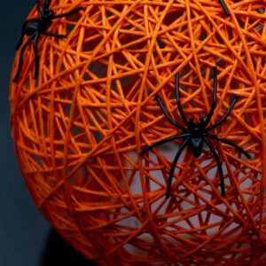 DEKORACINIS LED ŠVIEČIANTIS RUTULYS SU VORU 15CM HALLOWEEN ORANŽINIS 1063508 - Image 3