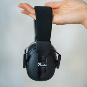 Momini kids noise-reducing earmuffs Milo juodos spalvos - Image 3