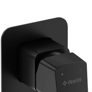 Concealed shower mixer with shower diverter