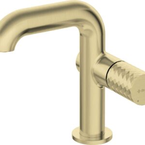 Sink faucet with rectangular spout