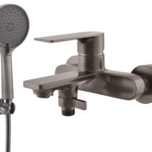 Metal mixer for bath with head
