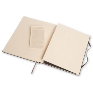 Užrašų knygutė Moleskine Classic 19x25cm, linijomis, kietu viršeliu, juodos spalvos - Image 2