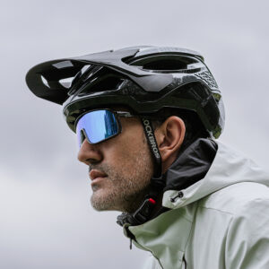 Rockbros LK-99 Mountain dviratininko šalmas with Adjustable Visor and Magnetic Closure 58-62 cm - juodos spalvos - Image 9