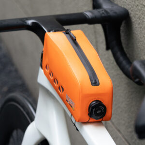 Rockbros ROAD TO SKY AS-142 Waterproof Frame Bag 1L - oranžinės spalvos - Image 3