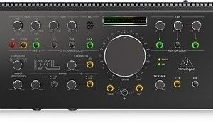 Behringer STUDIO XL Interfejs audio USB 2x4 z kontrolerem monitorów