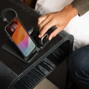 Urban Armor Gear SRGE 3-in-1 Ausinės, Išmanusis telefonas, Išmanusis laikrodis Juoda, Pilka AC Belaidis įkrovimas Vidaus