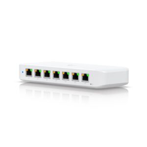 Ubiquiti Ultra 210W Valdomas L2 Gigabit Ethernet (10/100/1000) Maitinimas per Eternetą (PoE) Balta - Image 1