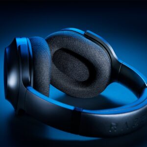 Razer Barracuda Laisvų rankų įranga Vielinis ir Bevielis Su lankeliu Skambučiai / muzika C tipo USB Bluetooth Juoda