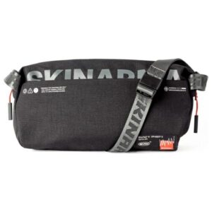 Skinarma Crossbody Bag Fardel juodos spalvos