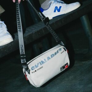 Skinarma Crossbody Bag Fardel ivory - Image 6