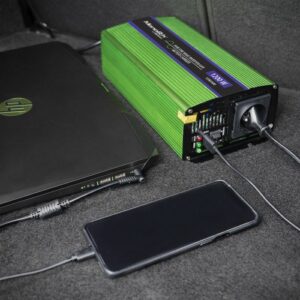 Qoltec Monolith maitinimo adapteris / inverteris Automatinis 1200 W Žalia - Image 3