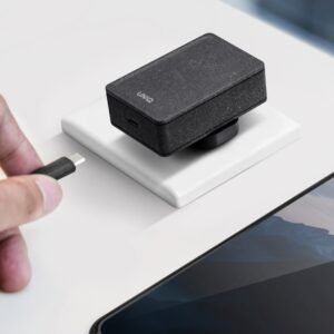 UNIQ Versa Slim Charger USB-C PD 18W + USB-C-USB-C Cable charcoal juodos spalvos (LITHOS Collect - Image 3