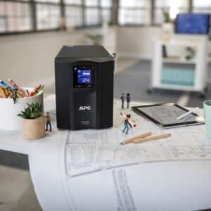 APC SMC1500IC nepertraukiamo maitinimo resursai (UPS) „Line-Interactive“ 1,5 kVA 900 W 8 AC išvestis(ys / čių) - Image 3