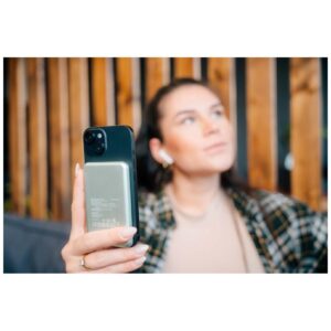 Verbatim Wireless Magnetic Power Bank `n` Go 15W 5000mAh green 32241 - Image 5