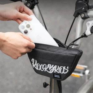 Rockbros G011 Flash Journey trapezoidal handlebar bike bag 0.7 l - black - Image 4