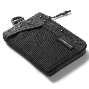 SPIGEN LF300 MINKŠTAS RFID KORTELIŲ DĖKLAS JUODAS - Image 4