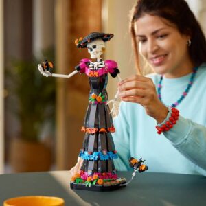 LEGO IDEAS 21372 La Catrina - Image 2