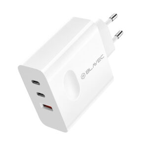 Blavec laidinis įkroviklis BC-11 GaN - USB + 2xTyp C - QC PD 65W 3A (TCBC11G-U2CW653A) baltos spalvos - Image 2