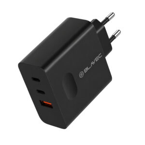 Blavec laidinis įkroviklis BC-11 GaN - USB + 2xTyp C - QC PD 65W 3A z kablem Typ C į Typ C (TCBC11G-U2CB653A) juodos spalvos - Image 2