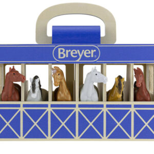 Medinis arklidės pastatas + 6 arklių figūrėlės FARMA Breyer Horses ZA6720 - Image 2