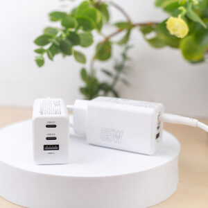 Maxlife MXTC-08-65ACC PD QC įkroviklis 2x USB-C 1x USB 65W baltas - Image 9