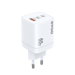 BWOO CDA147PD sieninis įkroviklis 65W 2x USB-C jungtis + USB-A baltas - Image 2