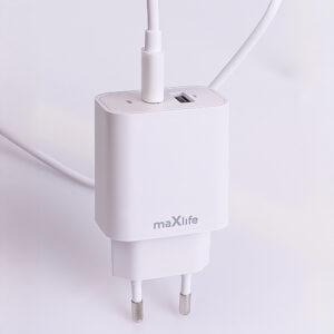 Maxlife MXTC-06-20AC PD QC įkroviklis 1x USB-C 1x USB 20W baltas + USB-C - USB-C laidas 20W - Image 6