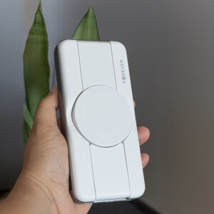 Forever belaidė išorinė baterija MATB-300 10000 mAh magnetinė 3in1 balta - Image 7