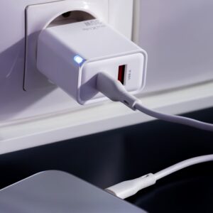 Maxlife MXTC-09-30AC GaN PD QC įkroviklis 1x USB-C 1x USB 30W baltas - Image 5