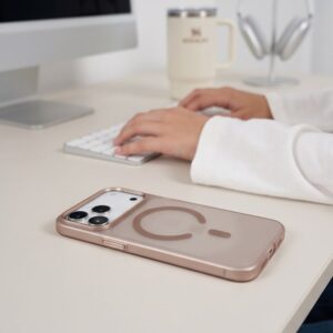 Tech-Protect MAGZERO MagSafe Apple iPhone 17 PRO / 18 PRO MATINIS DESERT GOLD - Image 5