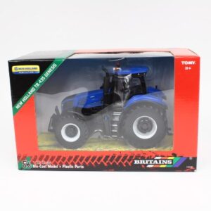 Britains New Holland T8.435 Genesis tractor model