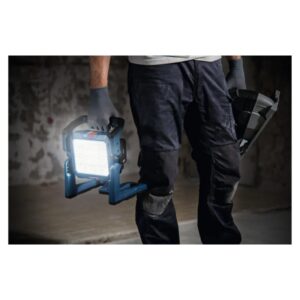 Akumuliatorinis LED prožektorius BOSCH GLI 18V-5000 Solo - Image 2